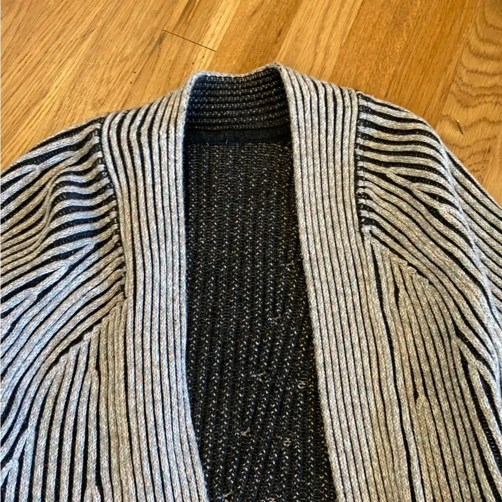 Womens Lululemon Cotton-Cashmere Blend Sweater Wrap size 6